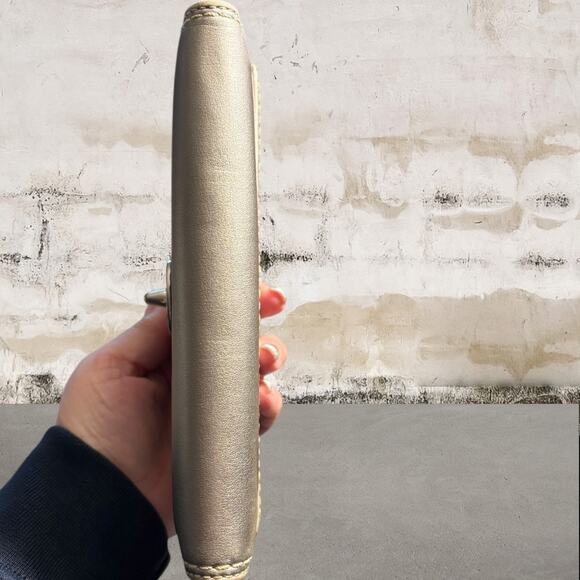 Coach Turn-Lock Leather Checkbook Wallet Silver Metallic - Picture 5 of 8